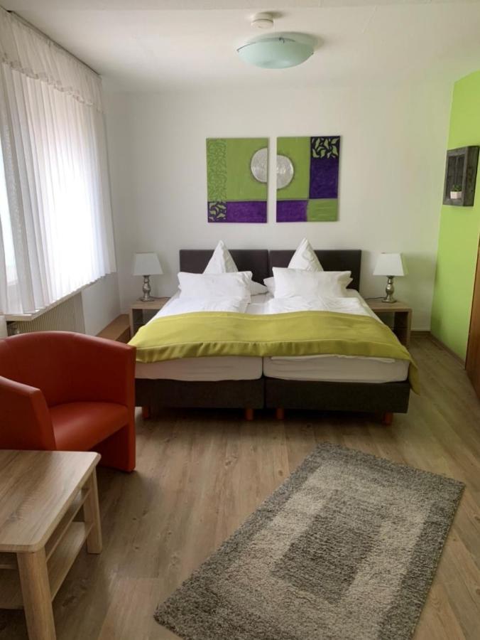 Hotel Deutsches Haus แลมแพร์ตไฮม์ ภายนอก รูปภาพ